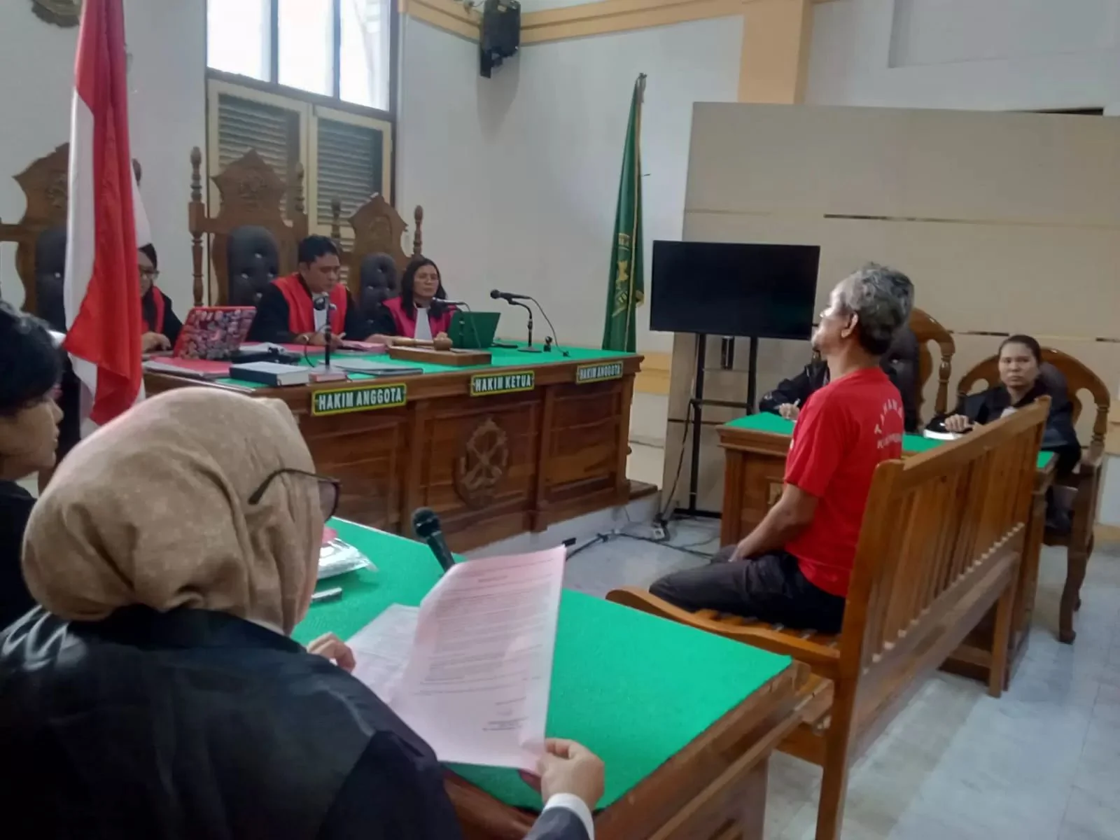 Ali Syahbana terdakwa kasus perdagangan bagian tubuh beruang madu menjalani sidang tuntutan di PN Medan Foto istimewa - J...