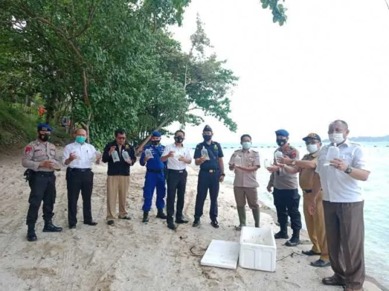 Polda Lampung Gerebek Lokasi Jual Beli Benih Bening Lobster