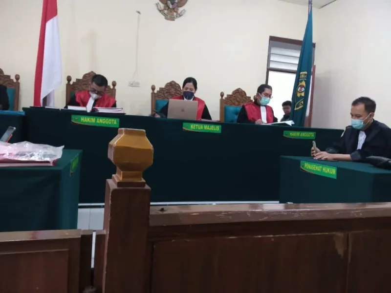 Penjual Kakatua Maluku di Facebook Divonis 1 Tahun 6 Bulan Penjara